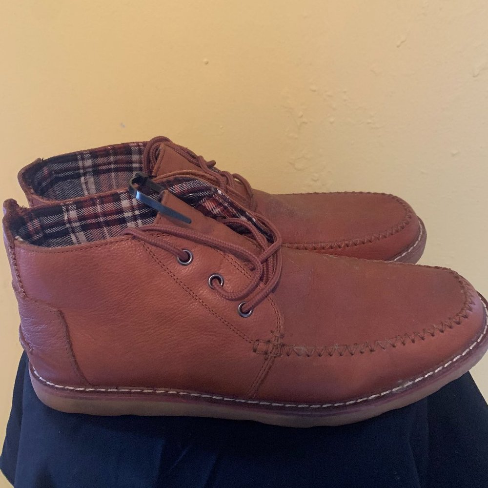 Tom's Tan Leather Lace Up Boots